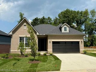 7836 Trailside Court, West Bloomfield Charter Township, MI 48323