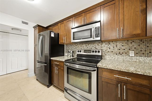 3440 NE 192nd St 1P-A, Aventura, FL 33180
