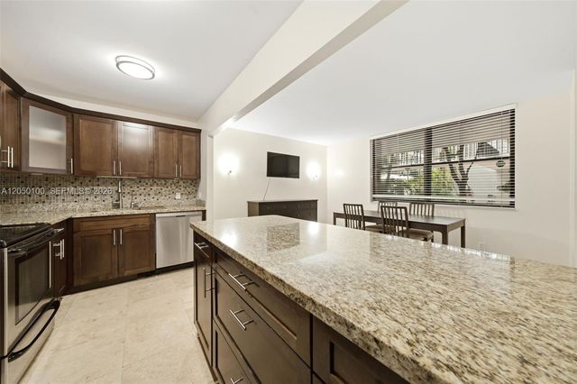 3440 NE 192nd St 1P-A, Aventura, FL 33180