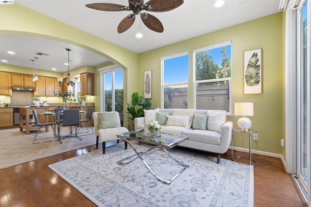 6010 Hillbrook Pl, Dublin, CA 94568