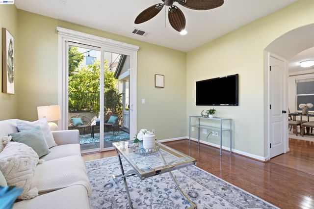 6010 Hillbrook Pl, Dublin, CA 94568