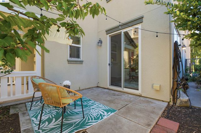 6010 Hillbrook Pl, Dublin, CA 94568