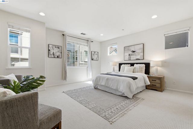 6010 Hillbrook Pl, Dublin, CA 94568