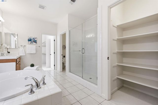 6010 Hillbrook Pl, Dublin, CA 94568