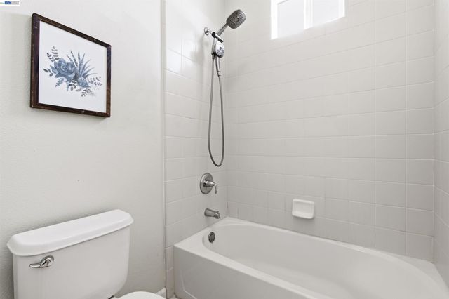 6010 Hillbrook Pl, Dublin, CA 94568