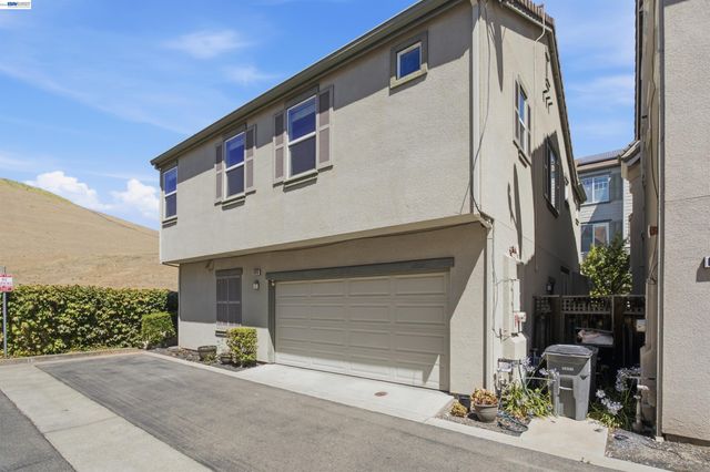6010 Hillbrook Pl, Dublin, CA 94568