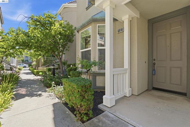 6010 Hillbrook Pl, Dublin, CA 94568