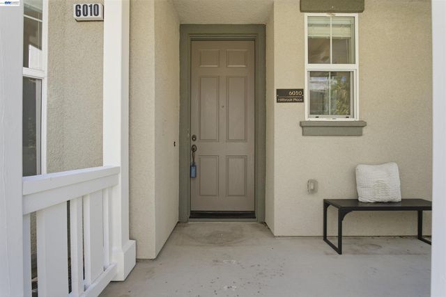 6010 Hillbrook Pl, Dublin, CA 94568