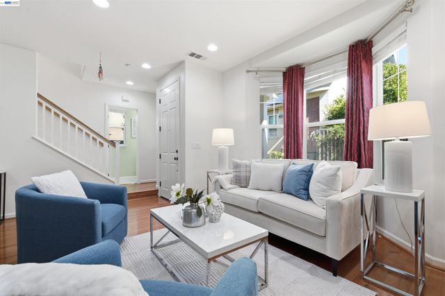6010 Hillbrook Pl, Dublin, CA 94568