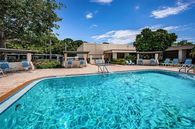 5530 80TH STREET N B308, St Petersburg, FL 33709