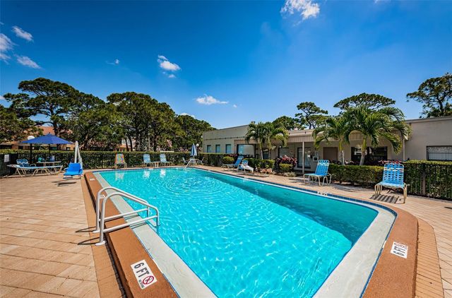 5530 80TH STREET N B308, St Petersburg, FL 33709