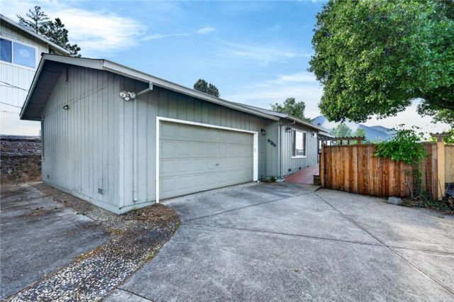 9786 Mount Hood Way, Kelseyville, CA 95451