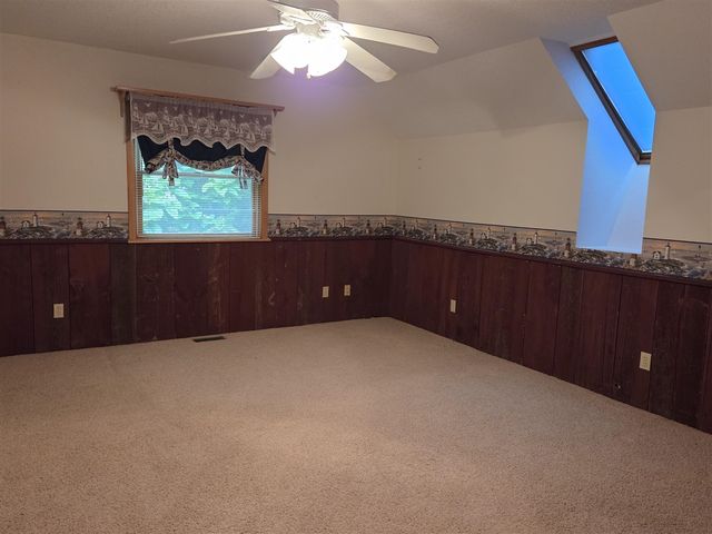 8518 3rd Street, Vestaburg, MI 48891