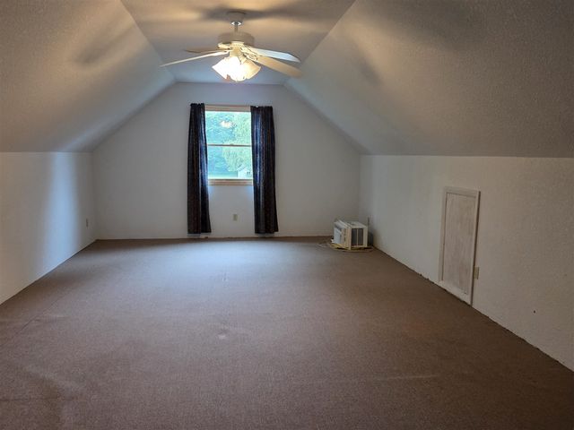 8518 3rd Street, Vestaburg, MI 48891