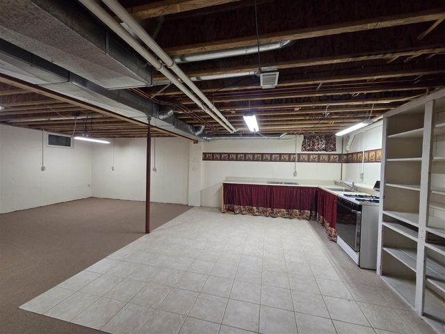 8518 3rd Street, Vestaburg, MI 48891