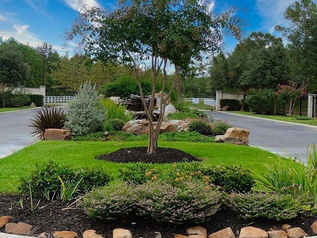 17539 Julianne Drive, Waller, TX 77484