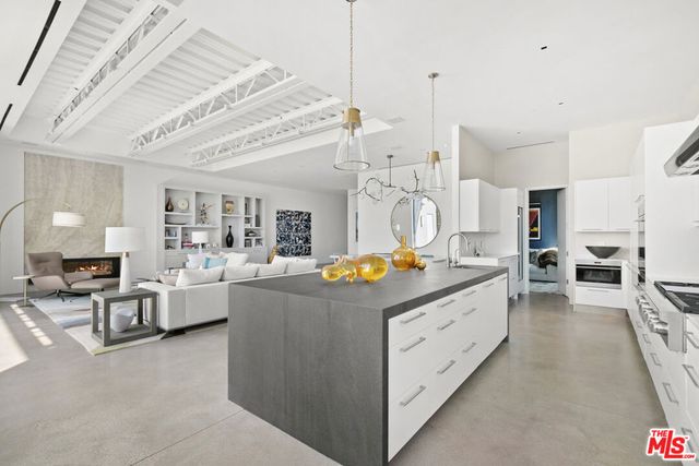 1550 Casale Road, Pacific Palisades, CA 90272