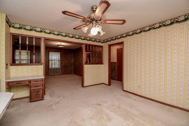 718 Partridge Lane, Eagle Lake, TX 77434