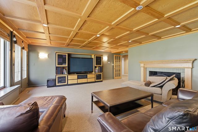 3 Pheasant Hill, Farmington, CT 06032