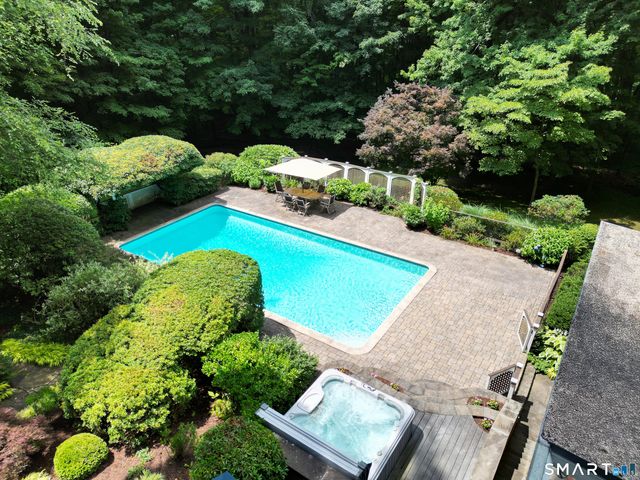 3 Pheasant Hill, Farmington, CT 06032
