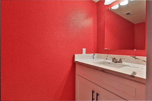 5005 Georgi Lane 161, Houston, TX 77092
