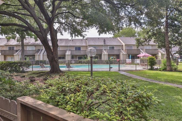 5005 Georgi Lane 161, Houston, TX 77092