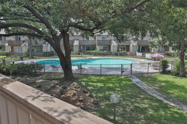 5005 Georgi Lane 161, Houston, TX 77092