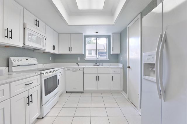 5005 Georgi Lane 161, Houston, TX 77092