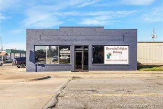 225 S 3rd, Mcalester, OK 74501