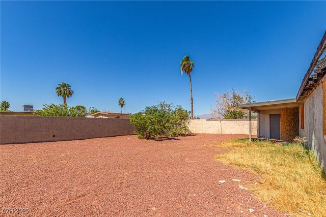 2741 San Domingo Lane, Las Vegas, NV 89115