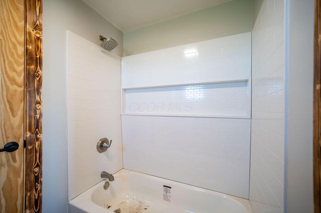 7810 Granville Road, Mount Vernon, OH 43050