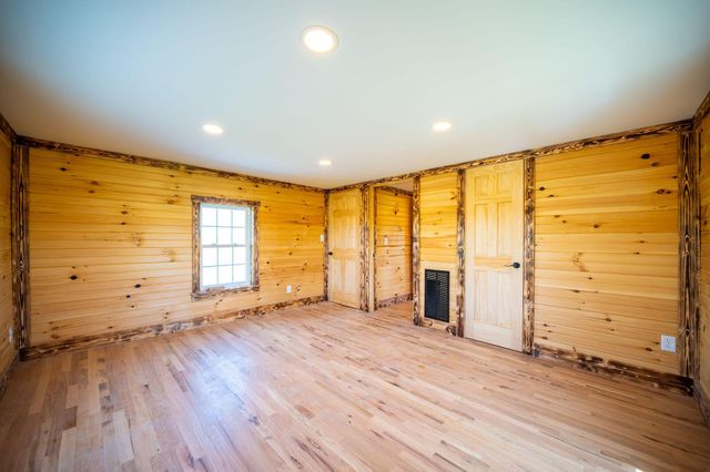7810 Granville Road, Mount Vernon, OH 43050
