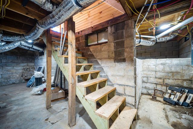 7810 Granville Road, Mount Vernon, OH 43050