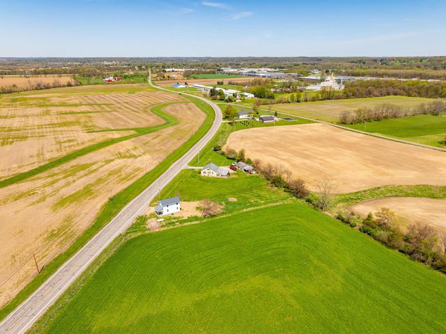 7810 Granville Road, Mount Vernon, OH 43050