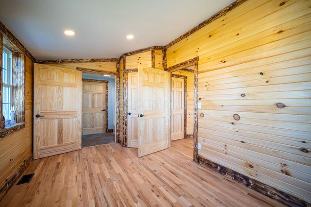 7810 Granville Road, Mount Vernon, OH 43050