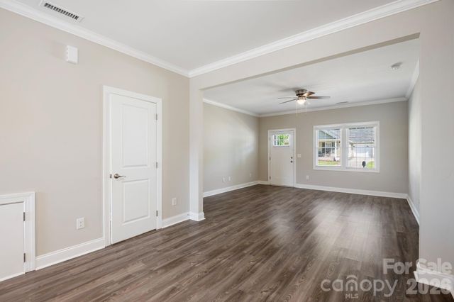 3939 Newhall Drive, Hickory, NC 28601