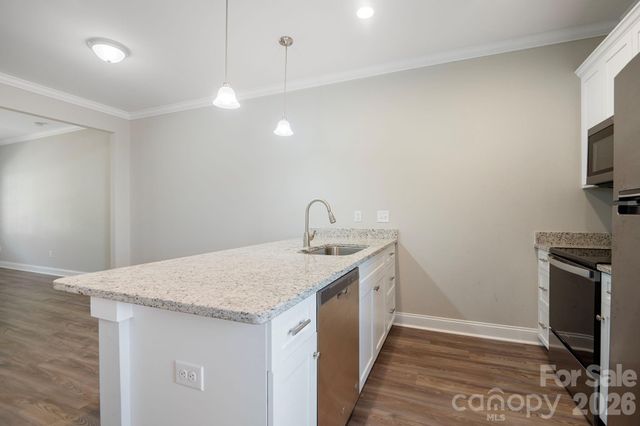 3939 Newhall Drive, Hickory, NC 28601