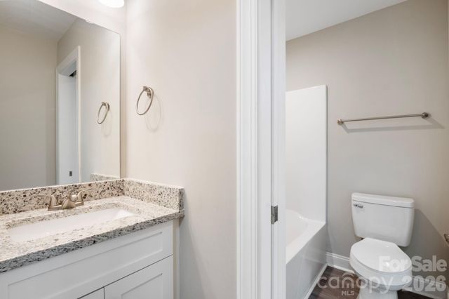 3939 Newhall Drive, Hickory, NC 28601