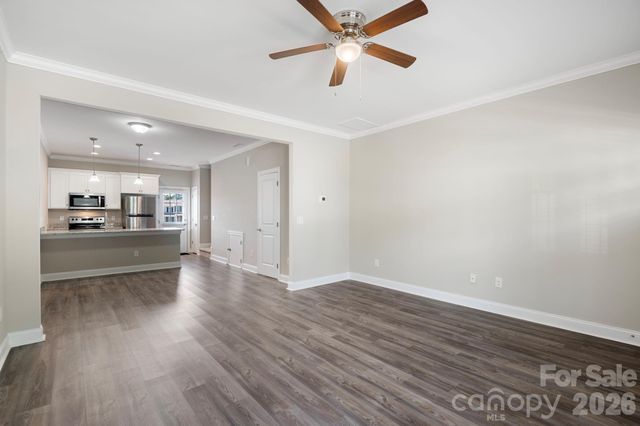 3939 Newhall Drive, Hickory, NC 28601