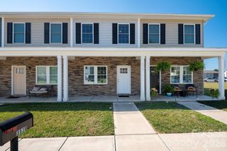 3939 Newhall Drive, Hickory, NC 28601