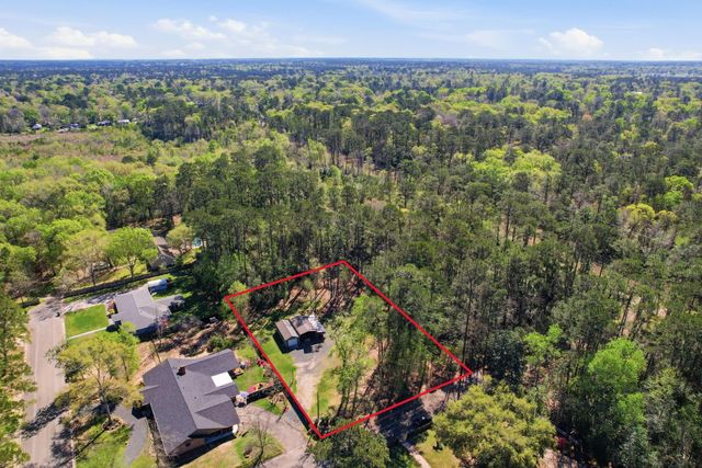 1105 S College Avenue, Cleveland, TX 77327