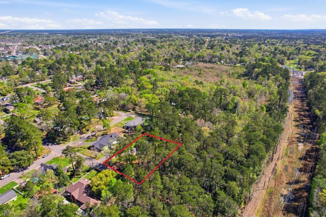 1105 S College Avenue, Cleveland, TX 77327