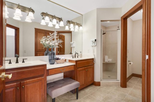 9721 Frontier Lane, Credit River Twp, MN 55044