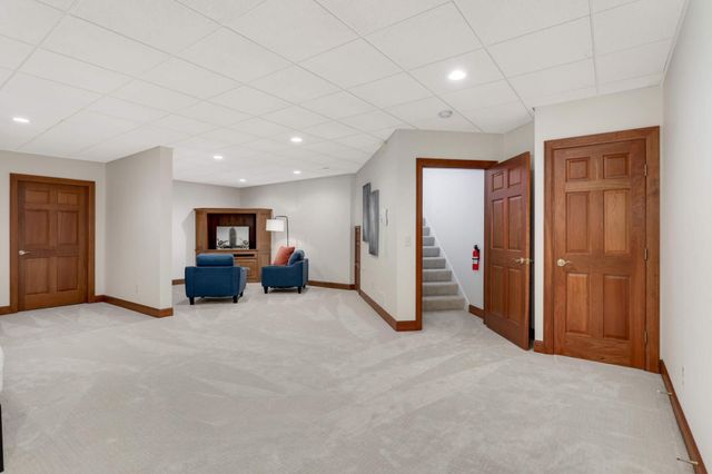 9721 Frontier Lane, Credit River Twp, MN 55044