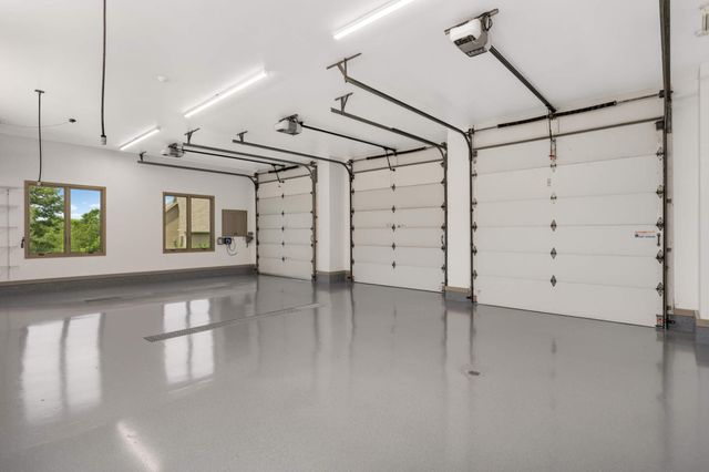 9721 Frontier Lane, Credit River Twp, MN 55044