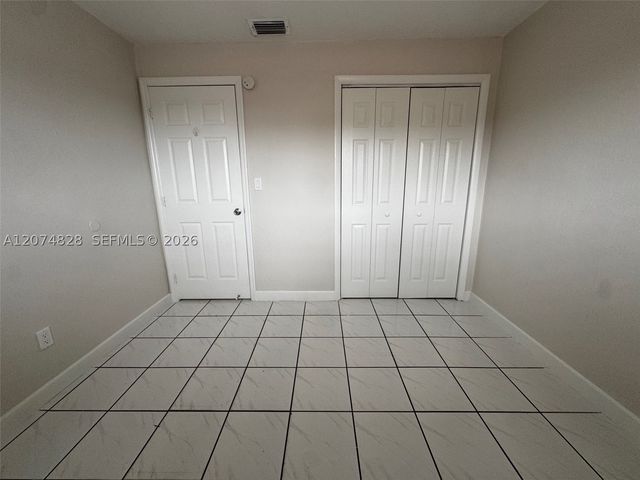 1345 W 28th St 12, Hialeah, FL 33010