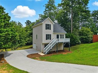 16 Oak Grove Court, Adairsville, GA 30103