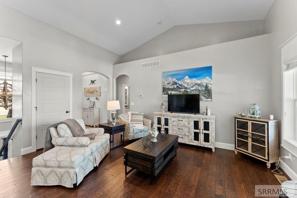 Image 11 of property listing at 3221 E Ringneck Drive, Idaho Falls, ID 83401