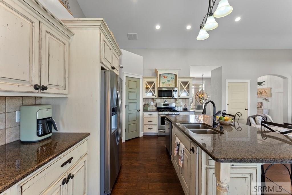 Image 15 of property listing at 3221 E Ringneck Drive, Idaho Falls, ID 83401