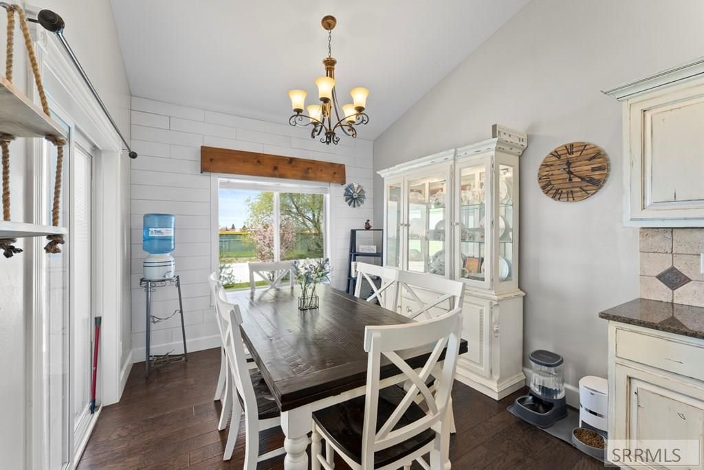 Image 20 of property listing at 3221 E Ringneck Drive, Idaho Falls, ID 83401